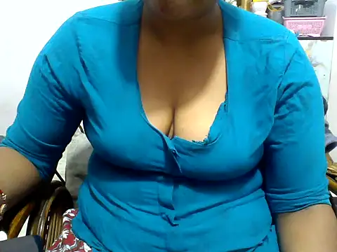 Snapshot of Angel_honeybear_143 chatting on March 13, 2026, 11:48 am Angel honeybear 143 online show from March 13, 2026, 11:48 am