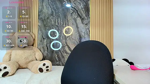 scarlett lumi online show from February 20, 2026, 10:28 am