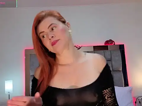 Xiomara-Suarez01 online show from April 7, 2026, 2:13 am