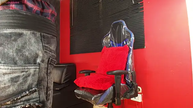 toower  online show from March 4, 2026, 3:47 am