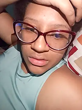 Snapshot of gigiblue89 chatting on March 29, 2026, 8:43 pm gigiblue89 online show from March 29, 2026, 8:43 pm