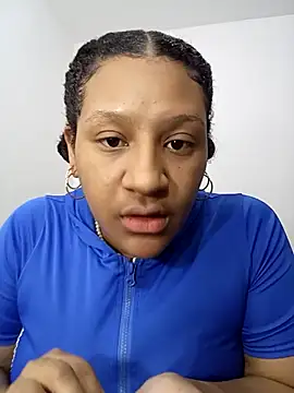Snapshot of gigiblue89 chatting on May 10, 2026, 7:34 am gigiblue89 online show from May 10, 2026, 7:34 am
