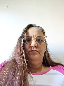 Noemipopi online show from May 5, 2026, 1:58 pm