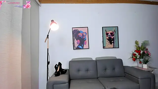 aria-voss online show from February 23, 2026, 12:28 pm