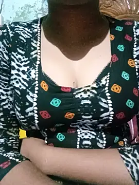 BreezySexyGirl69 online show from July 5, 2026, 12:45 pm