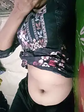 BreezySexyGirl69 online show from June 4, 2026, 8:19 am