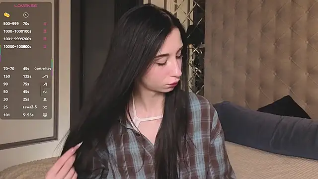 Snapshot of MiguelinaRasmuson chatting on March 16, 2026, 11:14 am MiguelinaRasmuson online show from March 16, 2026, 11:14 am