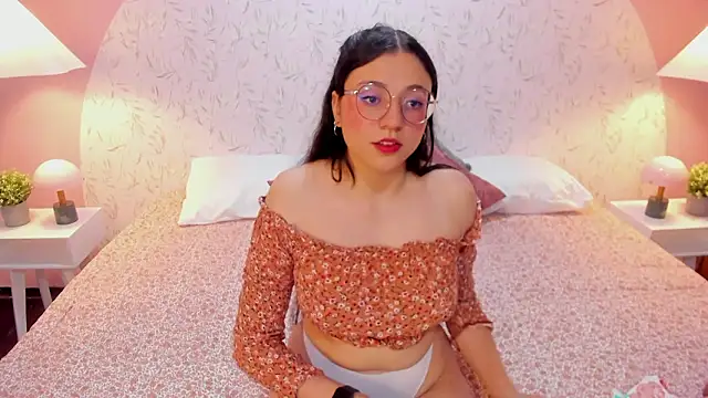 Angelie Rosebrm online show from February 28, 2026, 12:43 am