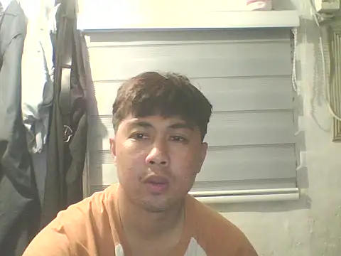 mattyxXxthirdy online show from February 25, 2026, 1:11 pm