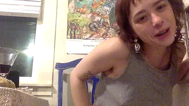 Snapshot of ivyxoxo chatting on February 18, 2026, 9:17 am ivyxoxo online show from February 18, 2026, 9:17 am