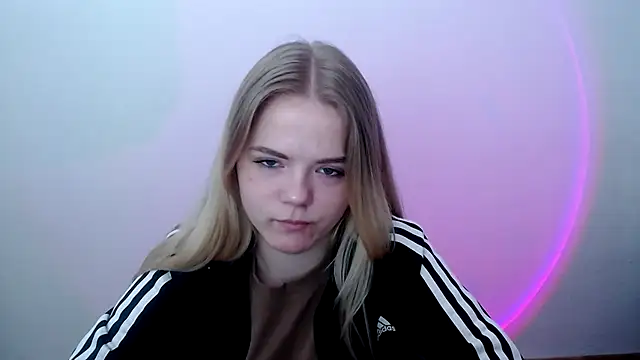 Snapshot of FoxiLana chatting on March 11, 2026, 8:08 am FoxiLana online show from March 11, 2026, 8:08 am