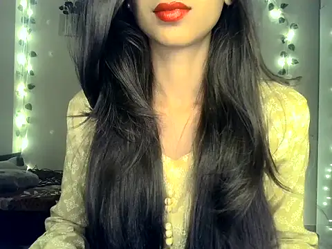 Snapshot of SIKSHA_SINGH chatting on April 1, 2026, 4:37 pm SIKSHA SINGH online show from April 1, 2026, 4:37 pm