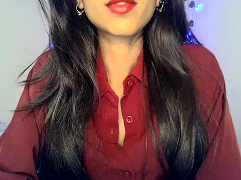 Snapshot of SIKSHA_SINGH chatting on March 17, 2026, 5:43 am SIKSHA SINGH online show from March 17, 2026, 5:43 am