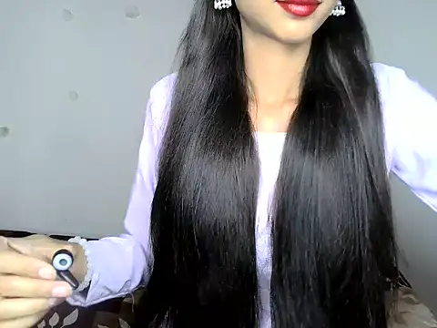 SIKSHA SINGH online show from May 19, 2026, 6:59 pm