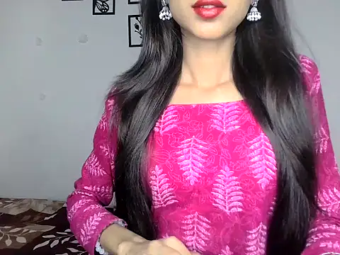 SIKSHA SINGH online show from April 30, 2026, 8:16 pm