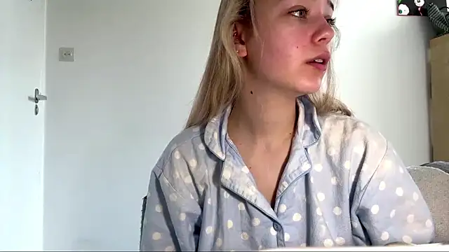 Snapshot of SourMidday chatting on March 23, 2026, 9:31 am SourMidday online show from March 23, 2026, 9:31 am