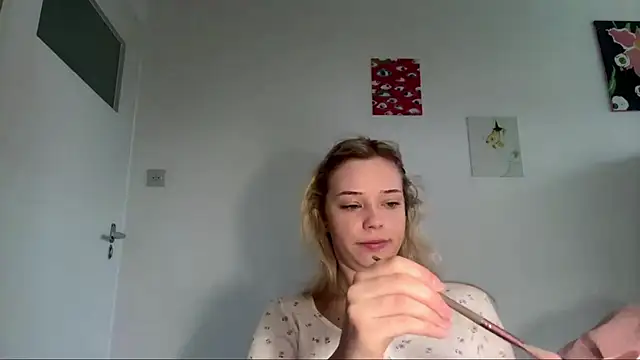 Snapshot of SourMidday chatting on March 13, 2026, 8:08 am SourMidday online show from March 13, 2026, 8:08 am