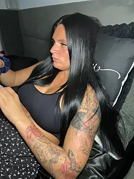 Destinylovex online show from April 30, 2026, 8:27 pm
