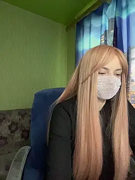 Snapshot of SophieBlackwood chatting on April 9, 2026, 8:31 am SophieBlackwood online show from April 9, 2026, 8:31 am