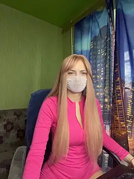 Snapshot of SophieBlackwood chatting on April 7, 2026, 8:49 am SophieBlackwood online show from April 7, 2026, 8:49 am