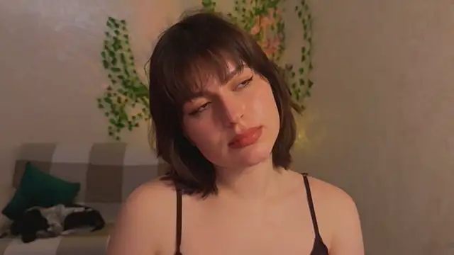 Snapshot of rinamandarina chatting on April 16, 2026, 1:23 pm rinamandarina online show from April 16, 2026, 1:23 pm
