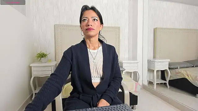 FernandaAvilax online show from March 11, 2026, 11:32 pm