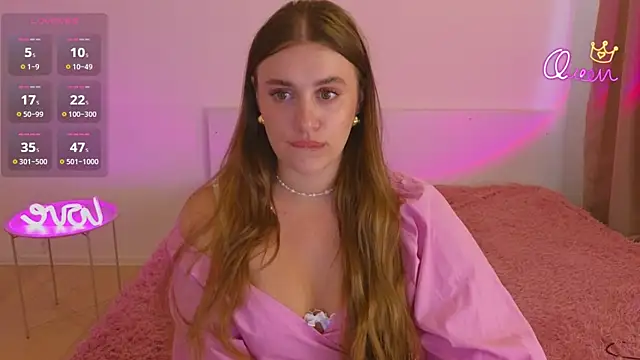 Milana Monroe online show from July 16, 2026, 4:37 pm