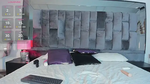 Snapshot of Salem_Smith_ chatting on April 7, 2026, 11:34 am Salem Smith online show from April 7, 2026, 11:34 am