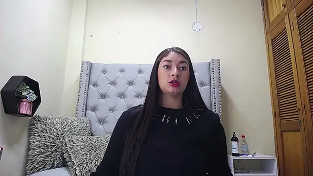 Snapshot of skarlett__36 chatting on March 16, 2026, 1:59 pm skarlett 36 online show from March 16, 2026, 1:59 pm