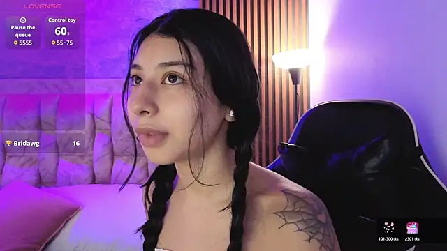 Snapshot of chloe_bluee_ chatting on April 18, 2026, 11:12 am chloe bluee online show from April 18, 2026, 11:12 am