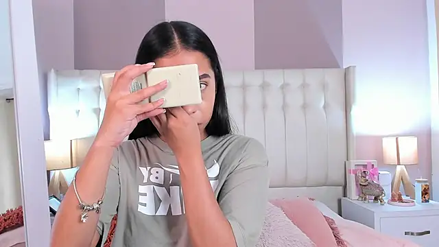 Reachel Smith online show from March 7, 2026, 11:27 am