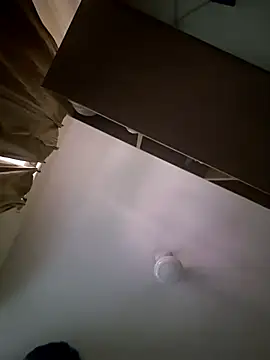 Snapshot of peanutbutteater chatting on March 18, 2026, 5:43 am peanutbutteater online show from March 18, 2026, 5:43 am