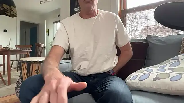 Snapshot of Guy__Grey chatting on March 19, 2026, 1:44 pm Guy Grey online show from March 19, 2026, 1:44 pm