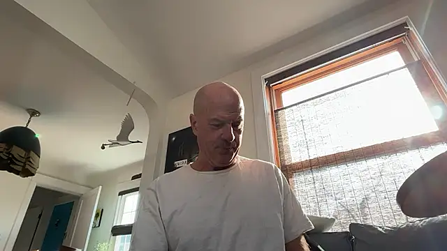 Snapshot of Guy__Grey chatting on March 20, 2026, 1:23 pm Guy Grey online show from March 20, 2026, 1:23 pm