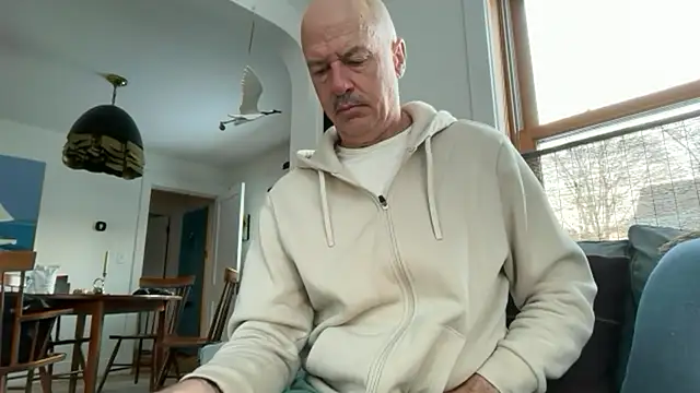 Snapshot of Guy__Grey chatting on March 5, 2026, 11:29 am Guy Grey online show from March 5, 2026, 11:29 am