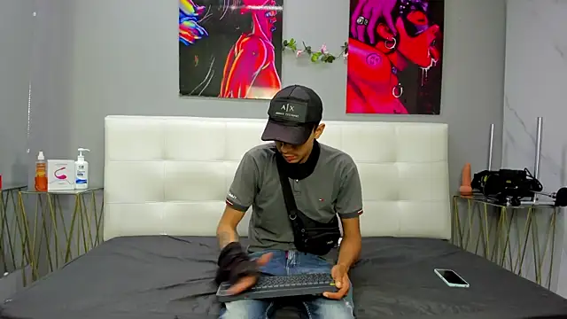 ahsly78Bryan online show from May 22, 2026, 8:07 pm
