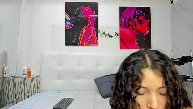 Snapshot of ahsly78Bryan chatting on March 6, 2026, 9:43 pm ahsly78Bryan online show from March 6, 2026, 9:43 pm