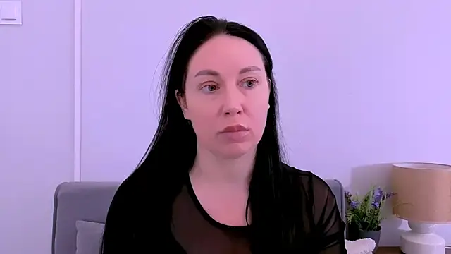 Snapshot of MiaFair chatting on May 13, 2026, 3:19 pm MiaFair online show from May 13, 2026, 3:19 pm