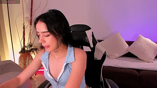 meganlake online show from March 8, 2026, 12:19 pm