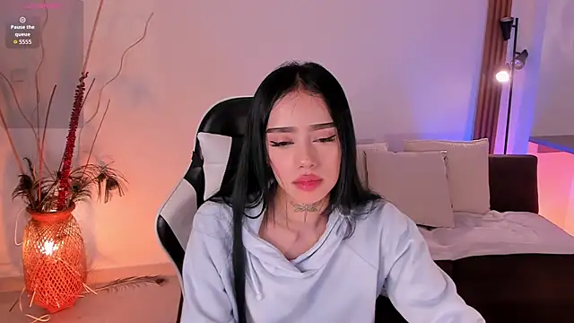 meganlake online show from April 8, 2026, 12:50 pm