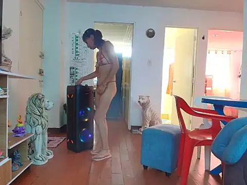 Snapshot of moritaxx chatting on March 22, 2026, 7:15 pm moritaxx online show from March 22, 2026, 7:15 pm