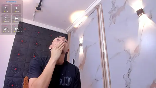 Snapshot of Logan_and_Reachel chatting on March 26, 2026, 7:23 pm Logan and Reachel online show from March 26, 2026, 7:23 pm