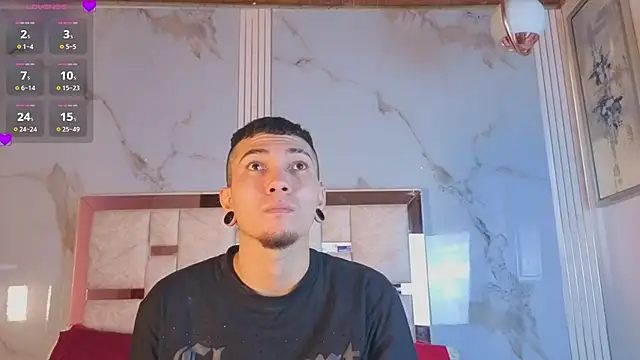 Snapshot of Logan_and_Reachel chatting on March 18, 2026, 1:13 pm Logan and Reachel online show from March 18, 2026, 1:13 pm