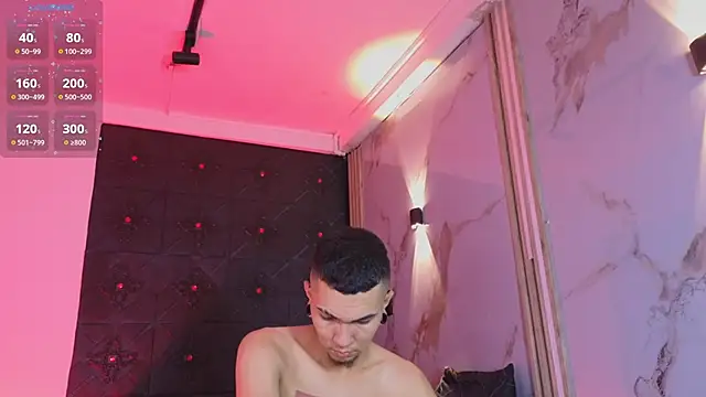 Snapshot of Logan_and_Reachel chatting on April 8, 2026, 11:22 am Logan and Reachel online show from April 8, 2026, 11:22 am