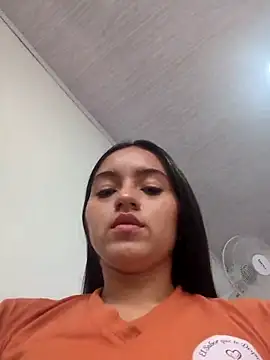 Snapshot of DulceCaroX chatting on June 12, 2026, 1:20 pm DulceCaroX online show from June 12, 2026, 1:20 pm