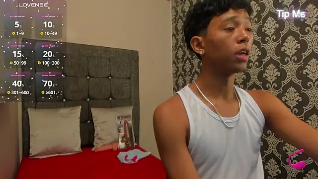 Snapshot of Little_Twink19x chatting on May 12, 2026, 7:09 pm Little Twink19x online show from May 12, 2026, 7:09 pm