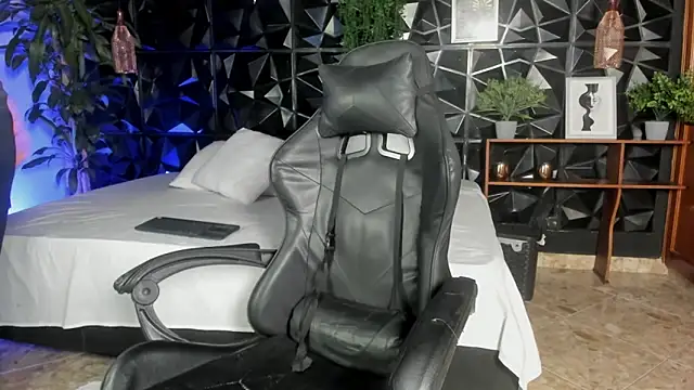 Jeremy wallker online show from May 22, 2026, 8:51 pm