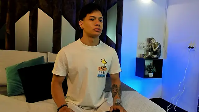 Snapshot of TonyPetrovjs chatting on March 20, 2026, 5:08 am TonyPetrovjs online show from March 20, 2026, 5:08 am