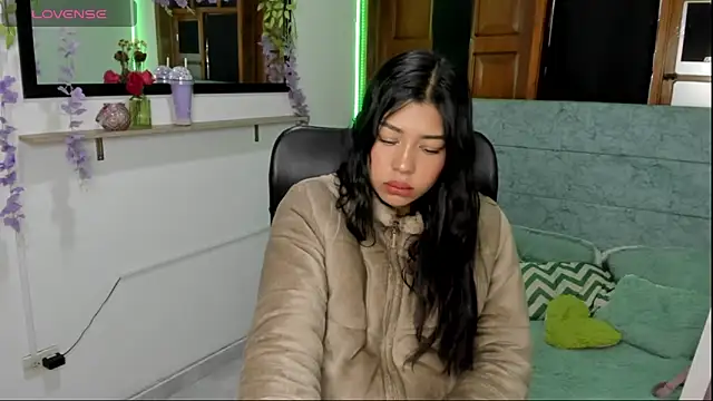 Aysha winxs online show from March 12, 2026, 3:12 am