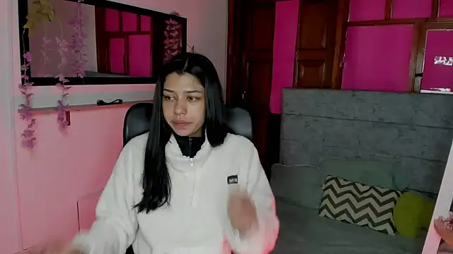 Snapshot of Aysha_winxs chatting on May 17, 2026, 3:28 am Aysha winxs online show from May 17, 2026, 3:28 am